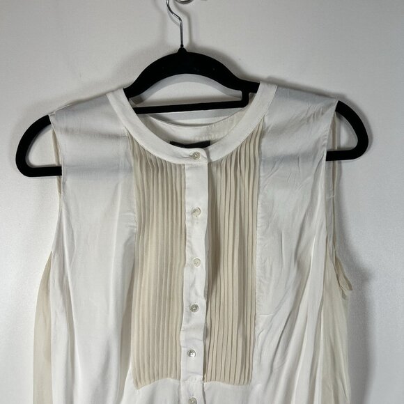 VINCE Ivory Beige Sleeveless Silk Blouse Style Top Shirt V Button Size Large - Picture 2 of 9